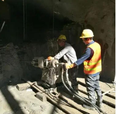 丰润水下抗分散灌浆料特点 水下不分散注浆料介绍